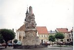  Rydzyński rynek oraz barokowy pomnik Trójcy Świętej z 1760-61 roku