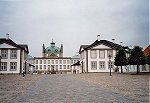  Pałac Fredensborg -  w okresie letnim często wykorzystywany przez rodzinę królewską - Fredensborg