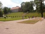  Uczestnicy III Pikniku zjeżdżają do kompleksu klasztornego w Neuzelle