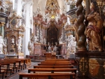  Przepiękne wnętrze barokowego kościoła w Neuzelle