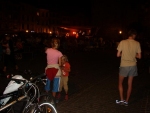 Wieczorny koncert na Starym Rynku w Yverdon-les-Bains