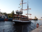 Statek wycieczkowy wypływa w krótki rejs - Kołobrzeg