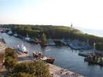 A to już widok z góry na nadbrzeże portowe i rzekę Parsętę - Kołobrzeg