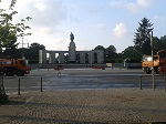 Pomnik Żołnierzy Radzieckich w Berlinie, monument zlokalizowany przy ul. 17 czerwca w Parku Tiergarten, ok. 200 m na zachód od Bramy Brandenburskiej, został odsłonięty 11 listopada 1945 roku.