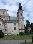 Od 1921 kościół i klasztor są własnością salezjanów i siedzibą niższego seminarium duchownego Towarzystwa Salezjańskiego.