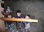 Dzieci przy kieracie - kopalnia soli w Wieliczce.
