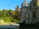 Zdjęcia do filmu Akademia pana Kleksa realizowano m.in. na zamku w Gołuchowie.