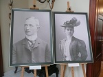 Portrety przedwojennych właścicieli pałacu - Józef i Katarzyna Glabisz.